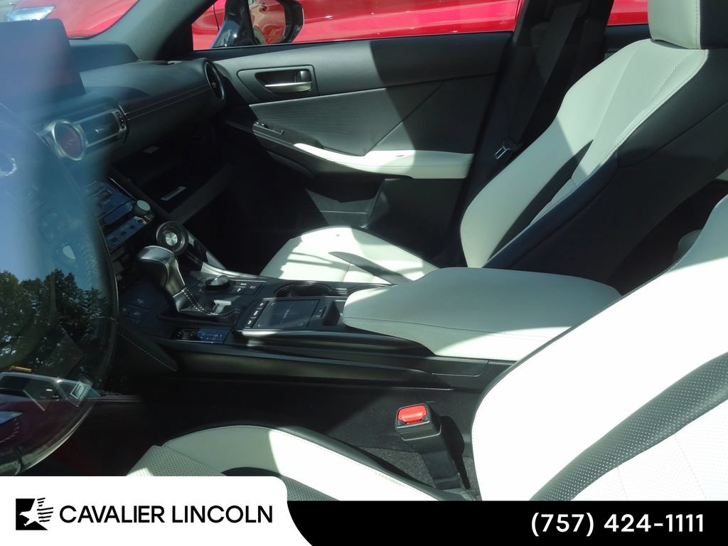 Used 2022 Lexus IS 350 F Sport AWD/4WD image 7