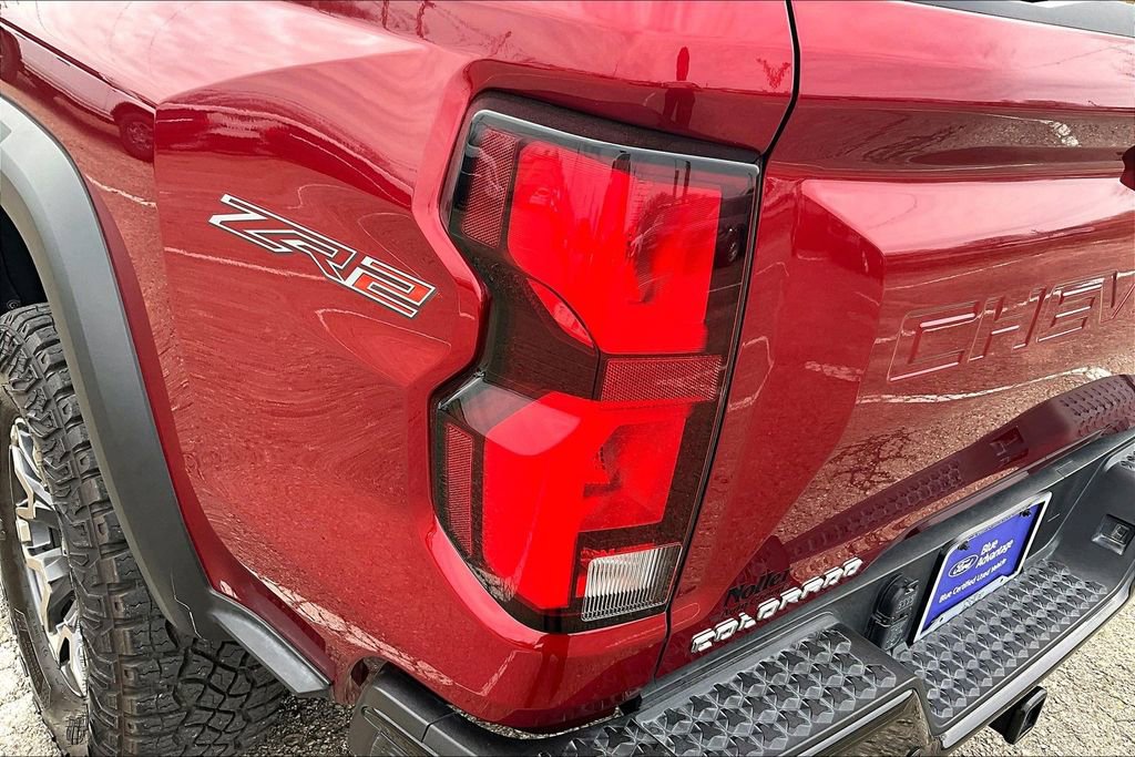 Used 2023 Chevrolet Colorado ZR2 w/ ZR2 Convenience Package III image 31
