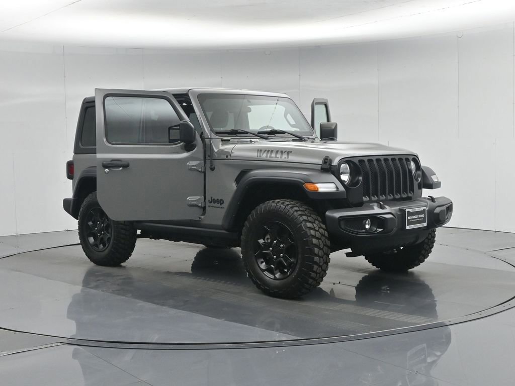 Used 2023 Jeep Wrangler Willys image 4