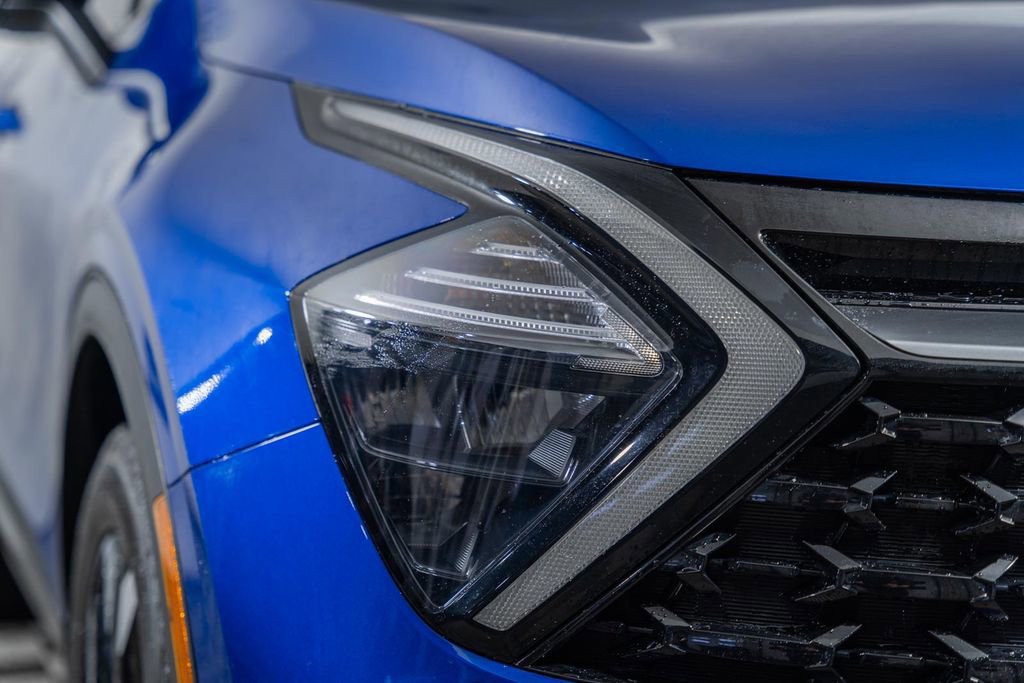 Used 2023 Kia Sportage X-Line w/ X-Line Premium Package image 13