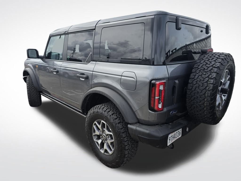 Certified 2025 Ford Bronco Badlands image 3