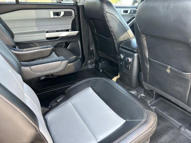 Certified 2022 Ford Explorer XLT w/ Equipment Group 202A AWD/4WD image 22