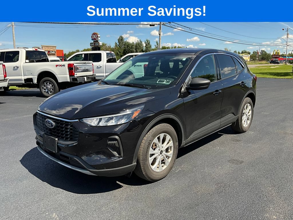 Certified 2023 Ford Escape Active w/ Tech Pack #1 AWD/4WD image 3