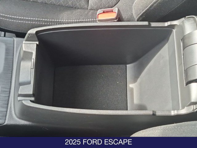 Certified 2025 Ford Escape Active FWD image 15