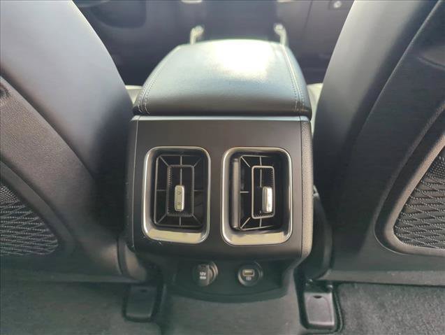 Used 2024 Kia Sorento EX AWD/4WD image 19