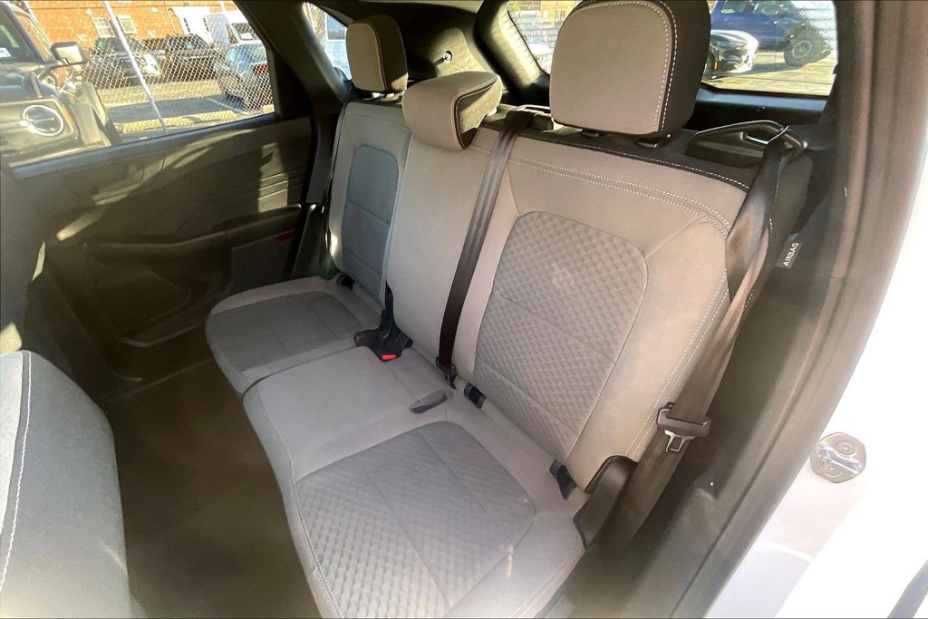 Certified 2022 Ford Escape SE w/ Cold Weather Package AWD/4WD image 25
