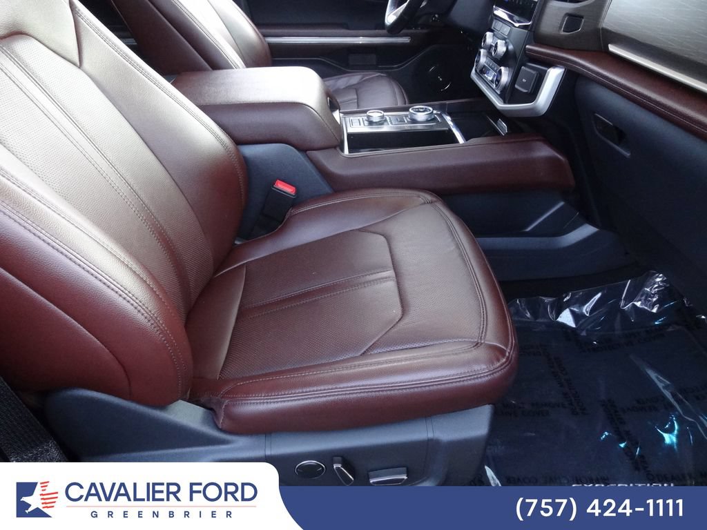Certified 2024 Ford Expedition Limited AWD/4WD image 18