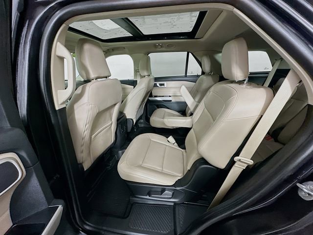 Certified 2023 Ford Explorer XLT w/ Equipment Group 202A image 31