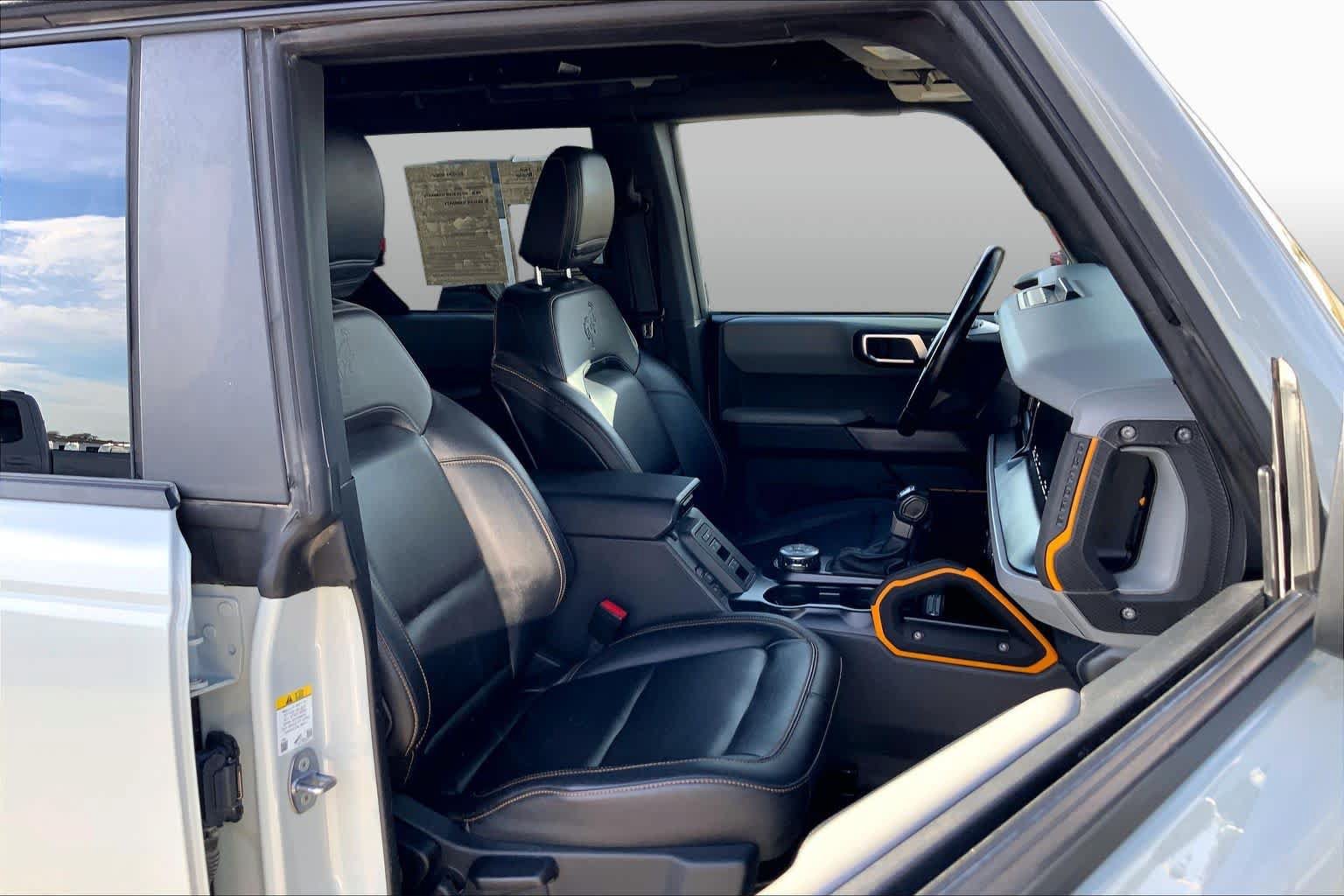 Certified 2023 Ford Bronco Badlands w/ Sasquatch Package AWD/4WD image 9