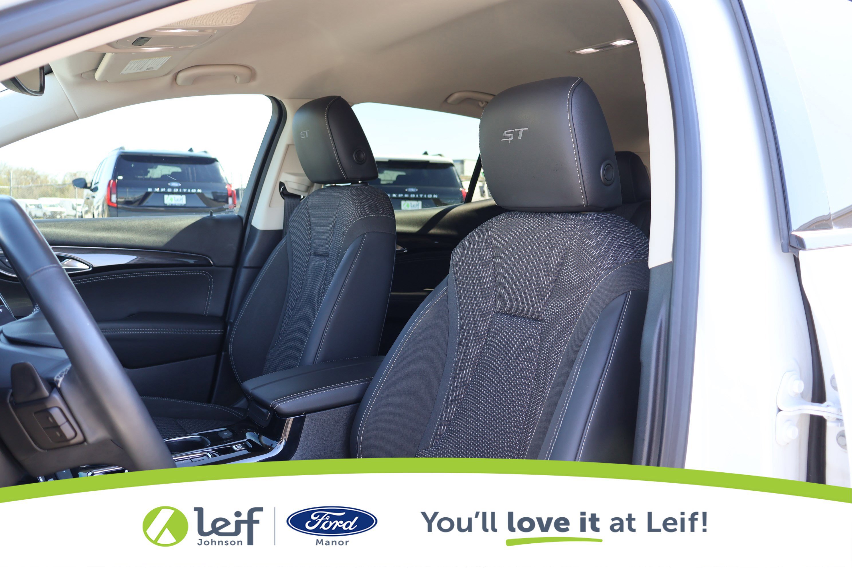 Used 2023 Buick Envision Preferred image 13