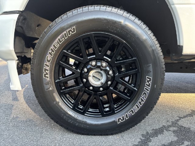 Certified 2021 Ford F250 Platinum w/ FX4 Off-Road Package AWD/4WD image 10