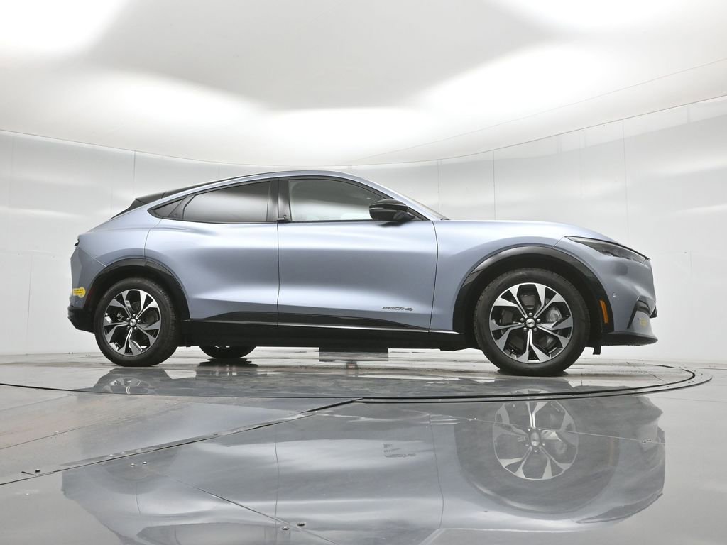 Certified 2022 Ford Mustang Mach-E Premium image 3