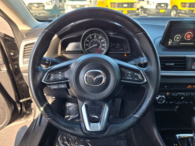 Used 2018 MAZDA MAZDA3 Touring FWD image 20