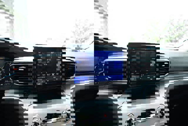 Certified 2023 Ford Explorer XLT w/ Equipment Group 202A image 19