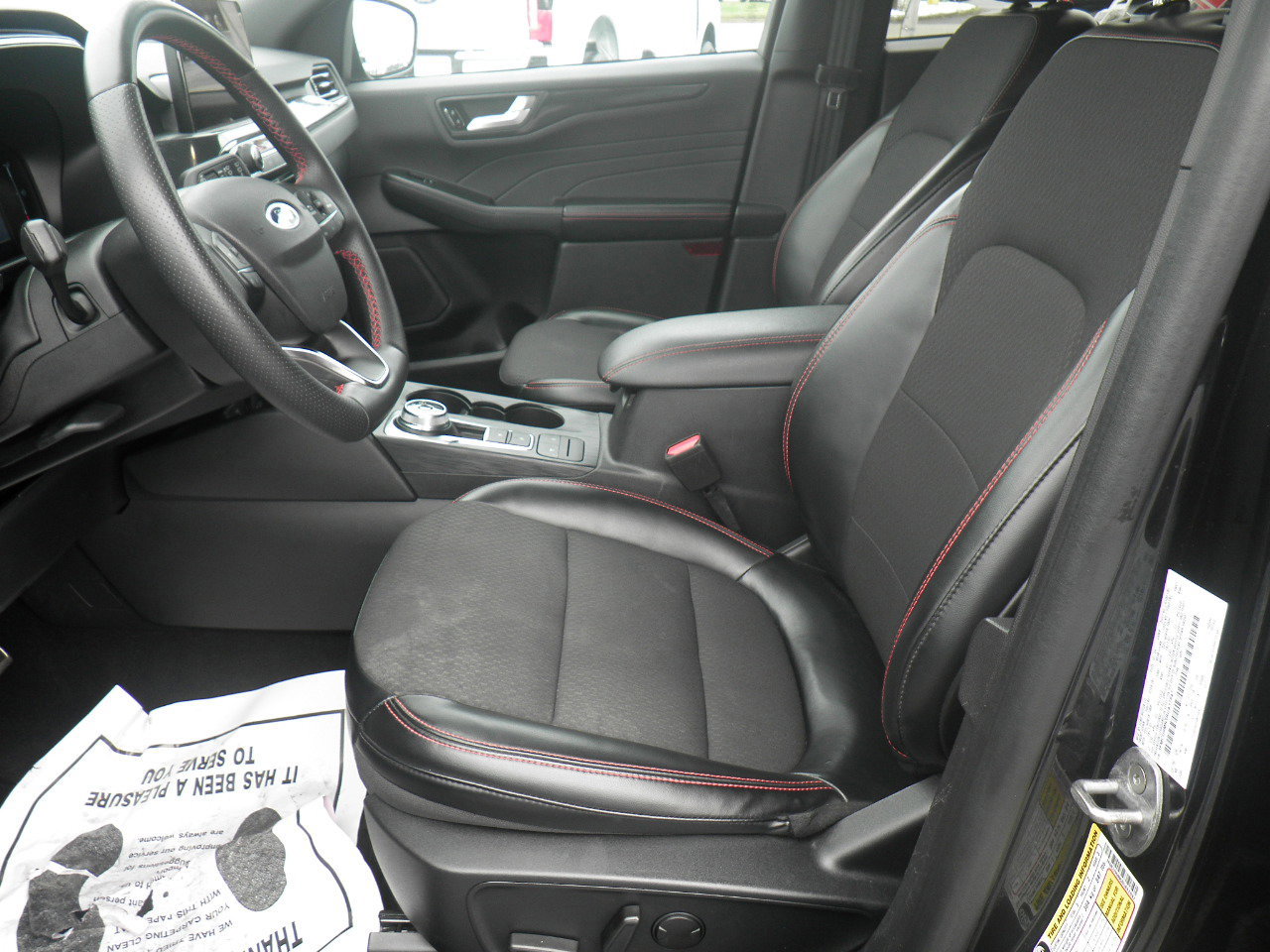 Certified 2024 Ford Escape ST-Line image 11