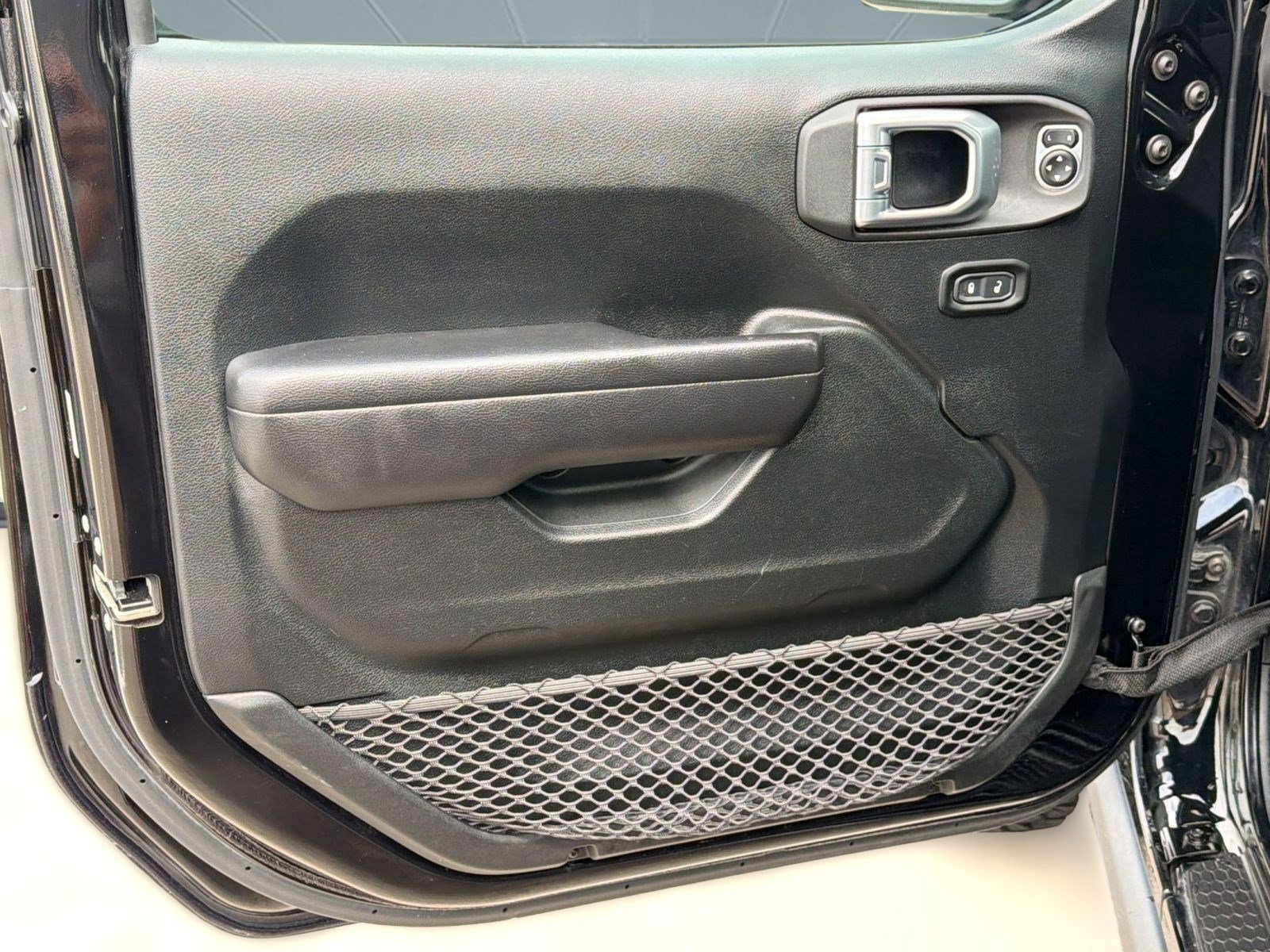 Used 2020 Jeep Wrangler Unlimited Rubicon image 23