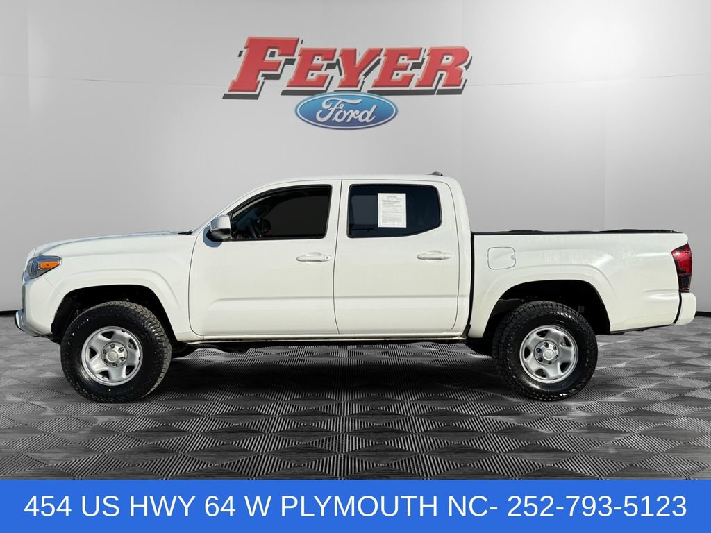 Used 2023 Toyota Tacoma SR AWD/4WD image 2