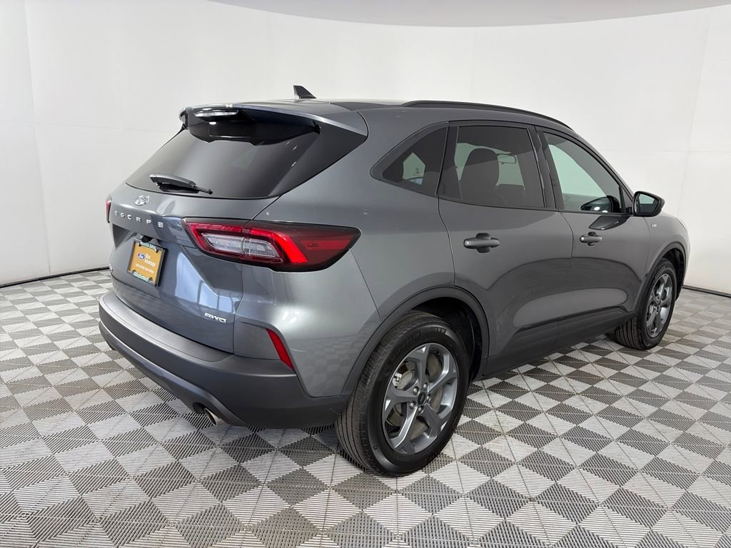 Certified 2025 Ford Escape ST-Line Select image 7