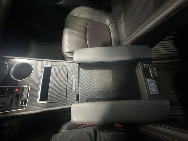 Used 2025 Toyota Sienna XSE w/ XSE Premium Package AWD/4WD image 28
