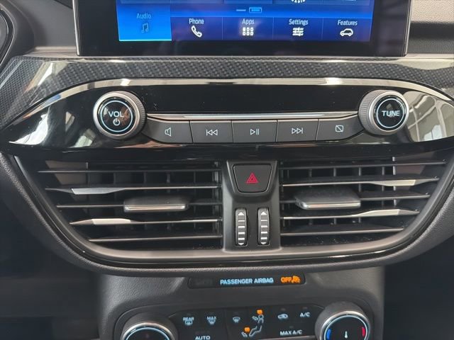 Certified 2025 Ford Escape ST-Line Select AWD/4WD image 21