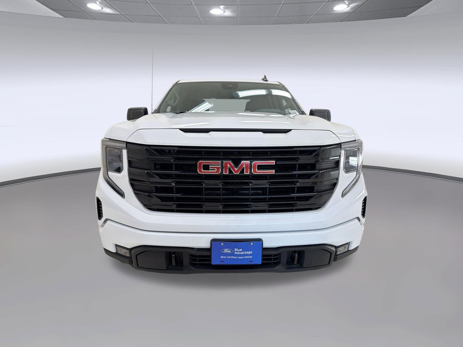 Used 2024 GMC Sierra 1500 Elevation AWD/4WD image 6