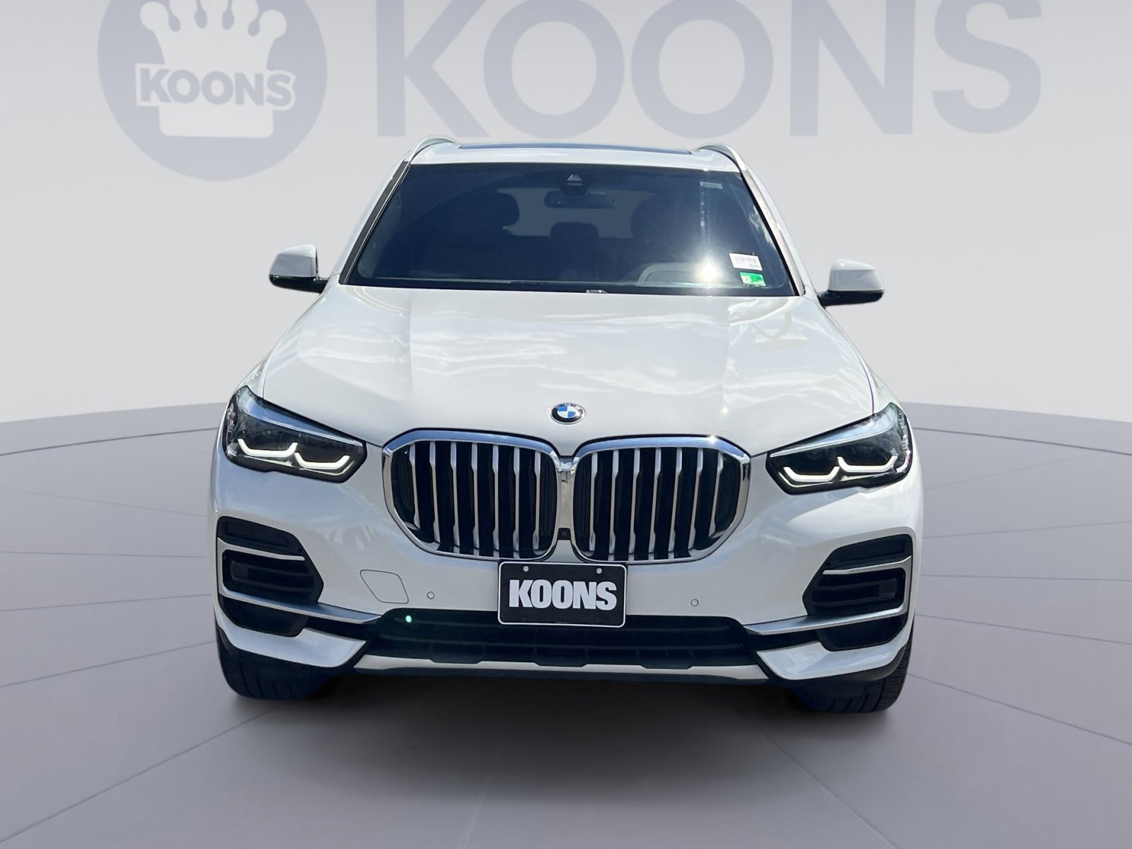 Used 2023 BMW X5 xDrive40i w/ Parking Assistance Package AWD/4WD image 16