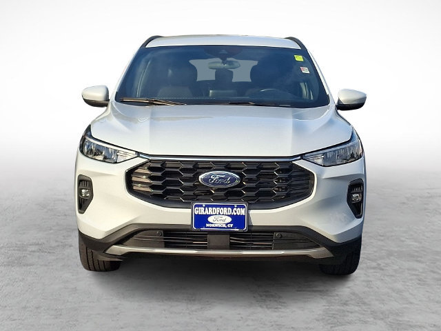 Certified 2025 Ford Escape ST-Line Select AWD/4WD image 2
