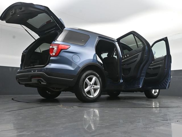 Certified 2018 Ford Explorer XLT FWD image 52