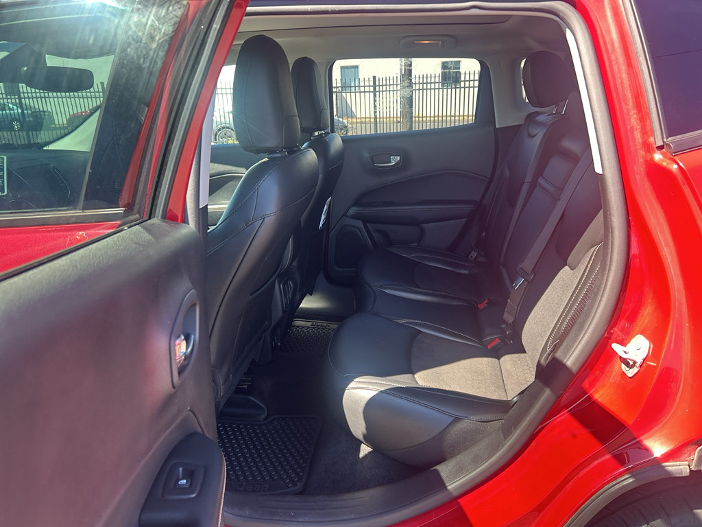 Used 2020 Jeep Compass Latitude w/ Popular Equipment Group FWD image 32