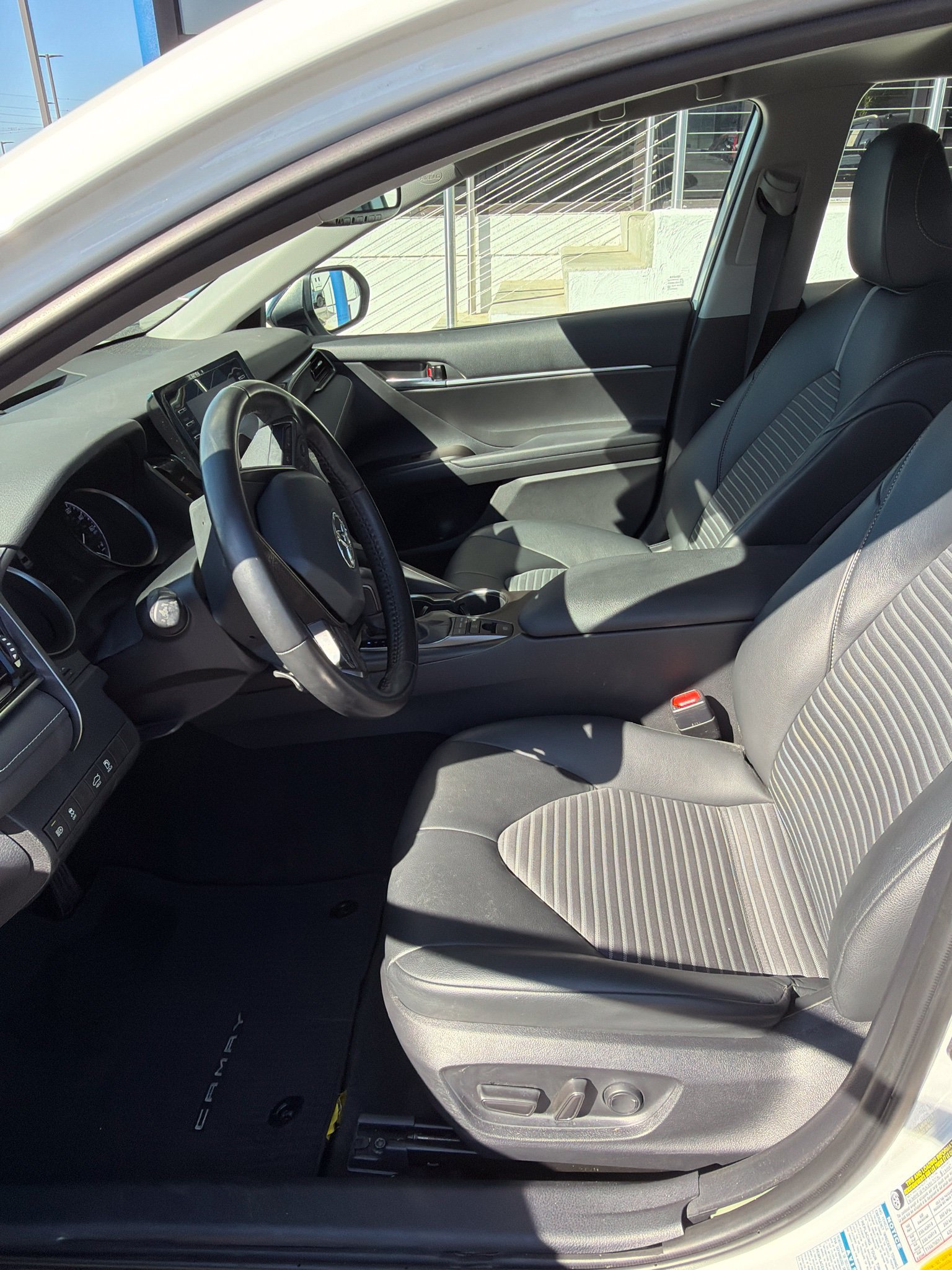 Used 2023 Toyota Camry SE w/ Convenience Package AWD/4WD image 9