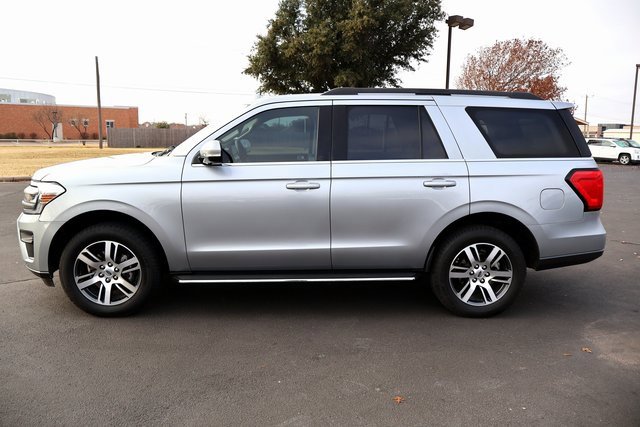 Certified 2023 Ford Expedition XLT image 2