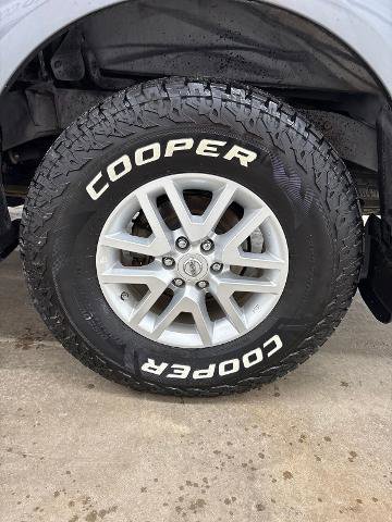 Used 2018 Nissan Frontier SV AWD/4WD image 23
