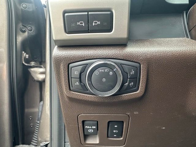 Certified 2019 Ford F150 King Ranch w/ Equipment Group 601A Luxury AWD/4WD image 27