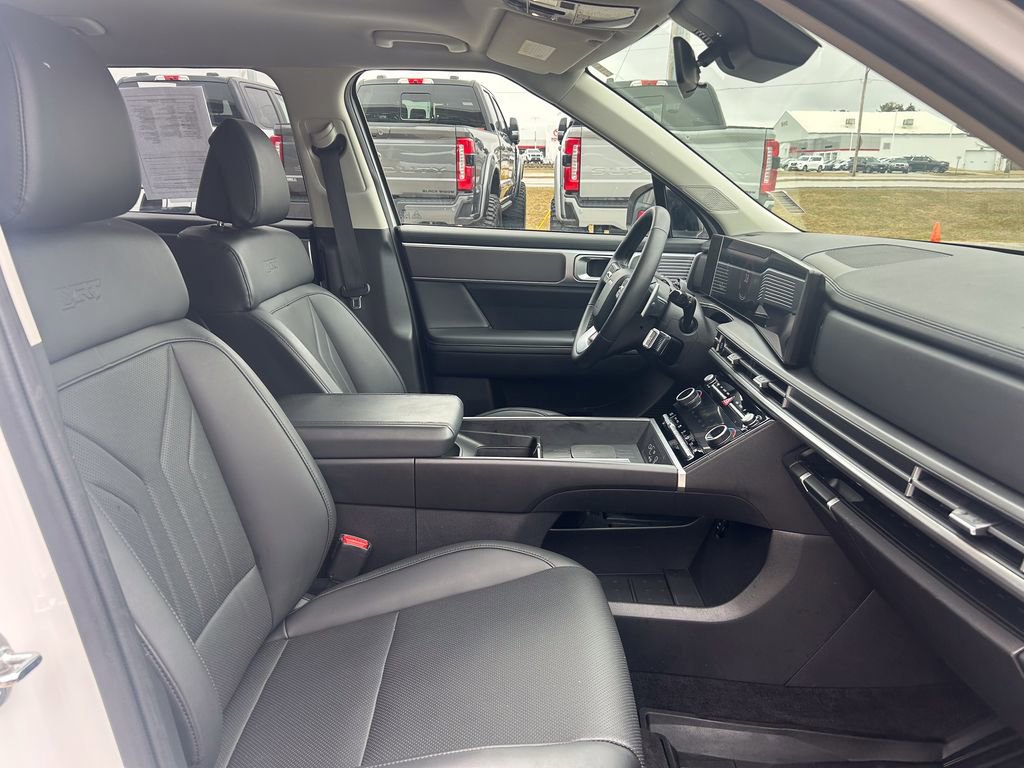 Used 2025 Hyundai Santa Fe XRT image 22