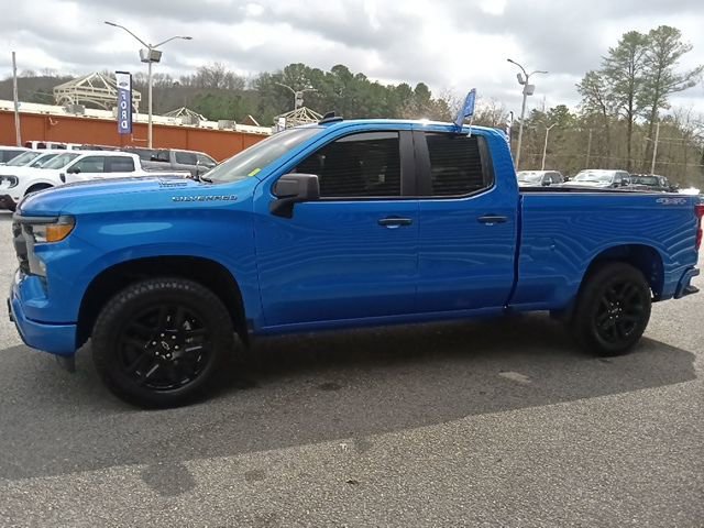 Used 2025 Chevrolet Silverado 1500 Custom w/ Turbomax Blackout Package image 2