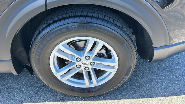 Certified 2023 Ford Explorer XLT RWD image 6