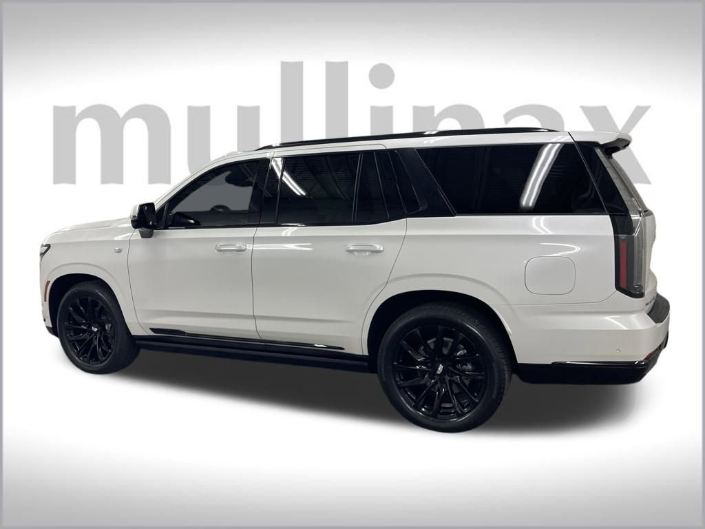 Used 2025 Cadillac Escalade Sport w/ Touring Package image 13