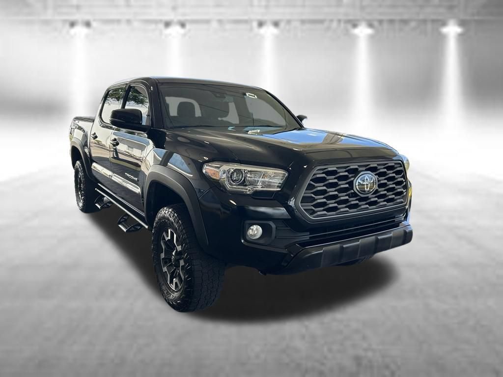 Used 2023 Toyota Tacoma TRD Off-Road w/ Technology Package RWD image 2