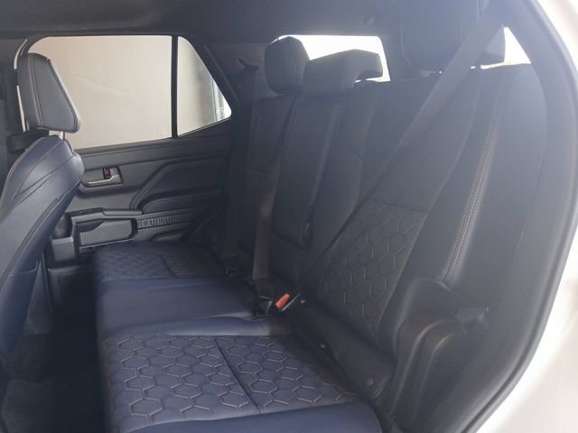 Used 2026 Toyota 4Runner Platinum AWD/4WD image 6