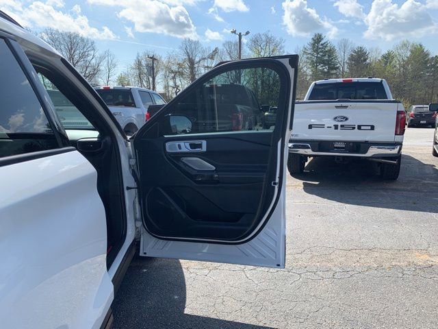 Certified 2023 Ford Explorer ST w/ Equipment Group 401A image 15
