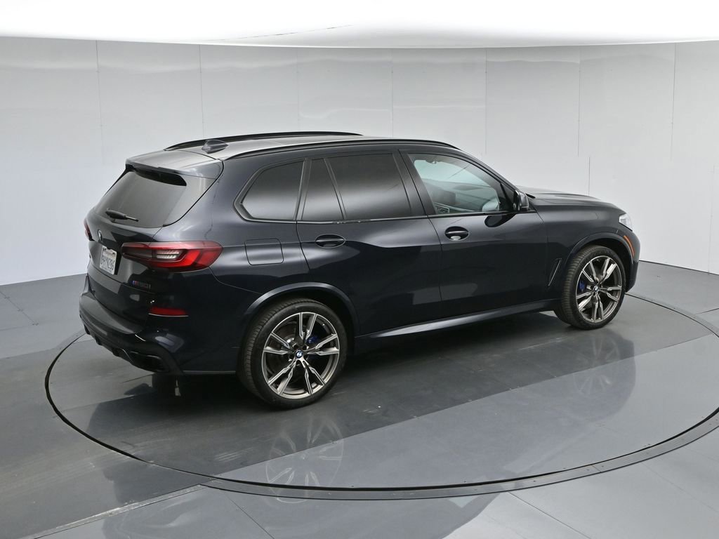Used 2022 BMW X5 M50i w/ Executive Package image 13