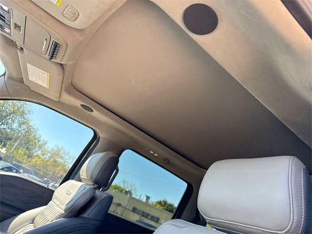Certified 2025 Ford F350 Platinum w/ Platinum Plus Package image 20
