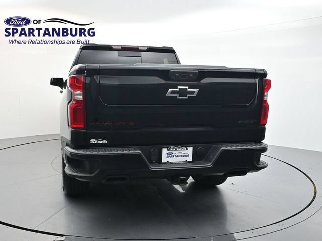 Used 2023 Chevrolet Silverado 1500 RST w/ Redline Edition AWD/4WD image 6
