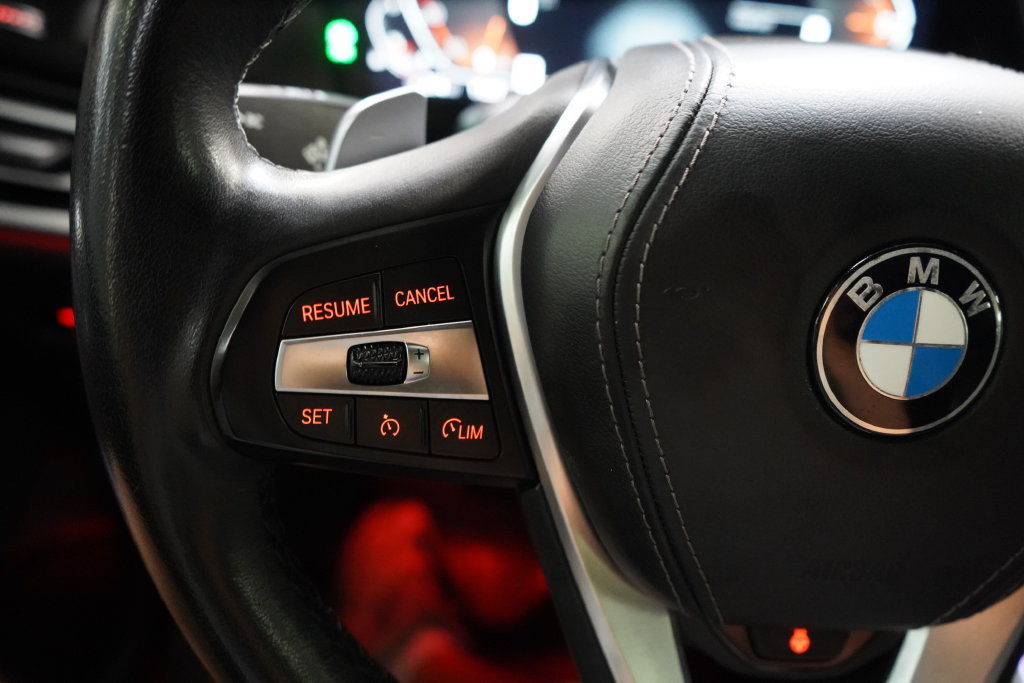 Used 2023 BMW X5 xDrive40i AWD/4WD image 36