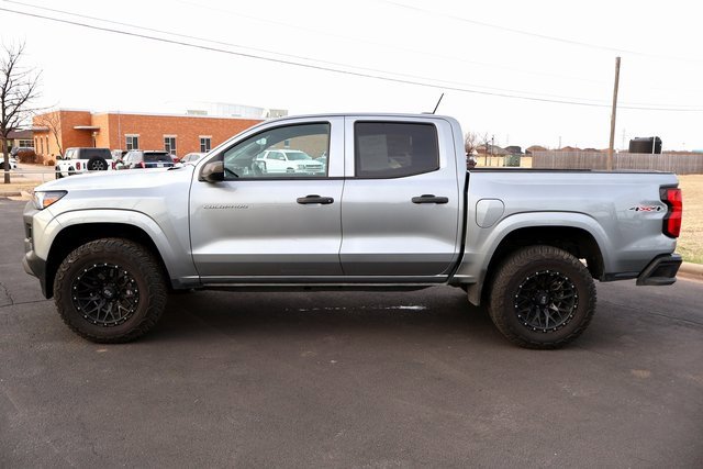Used 2023 Chevrolet Colorado W/T image 2