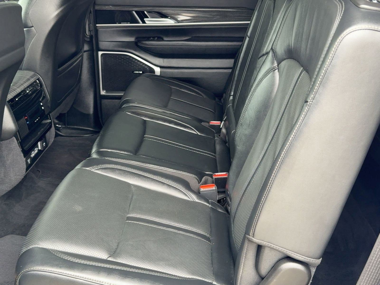 Used 2022 Jeep Wagoneer Series II image 27