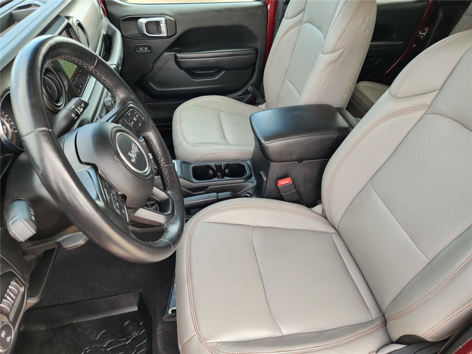 Used 2021 Jeep Gladiator Sport AWD/4WD image 10