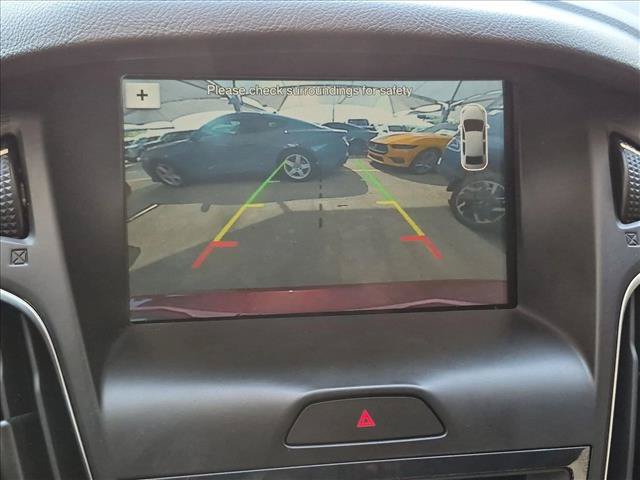 Certified 2017 Ford Focus SEL FWD image 14