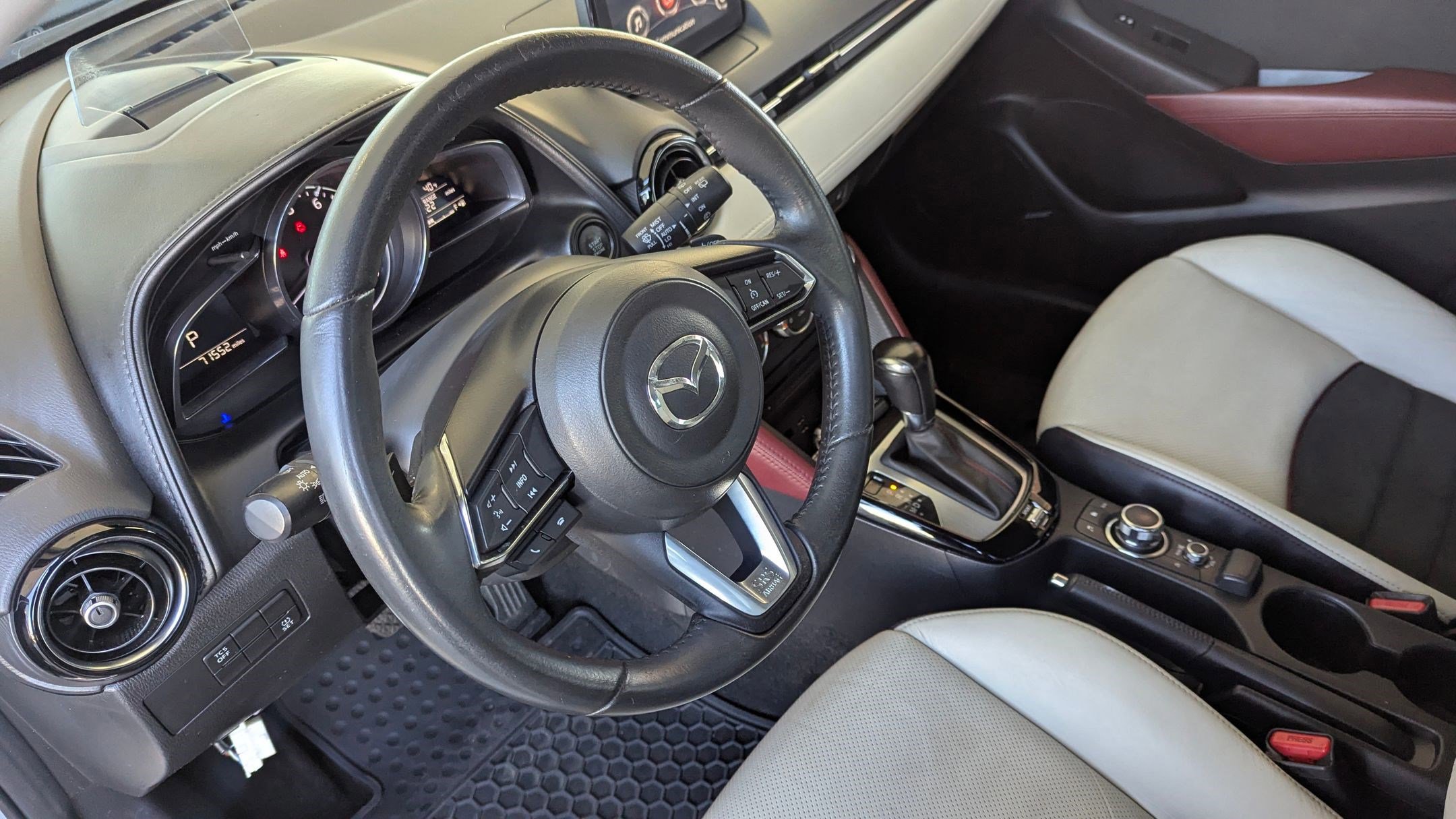 Used 2018 MAZDA CX-3 Grand Touring image 9