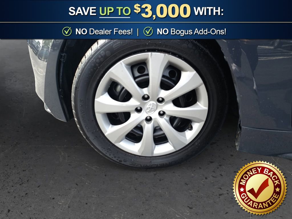 Used 2024 Toyota Corolla LE FWD image 13